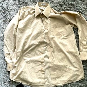 Men’s dress shirt arms 16 neck 32/33